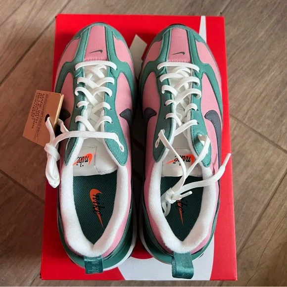 Nike Air Max Dawn - Picture 8 of 14